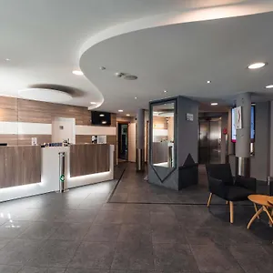Aero 44 Hotel Charleroi